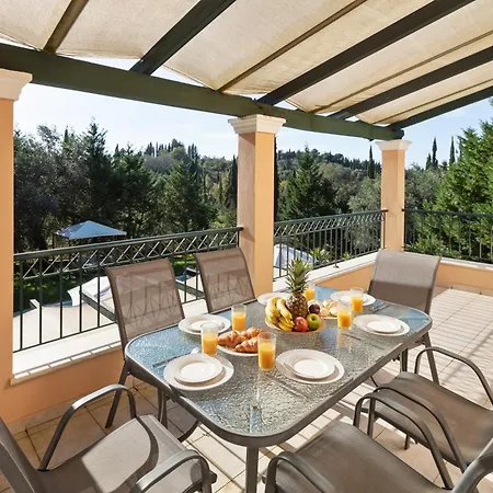 Eleonas Luxury Homes * Gardelades