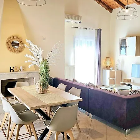 Eleonas Luxury Homes * Gardelades