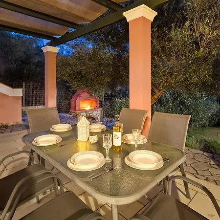 Eleonas Luxury Homes Gardeládes